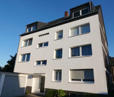 Hübsche 2-Zimmer-Dachgeschoss-Wohnung im Herzen von Asberg - Photo 6