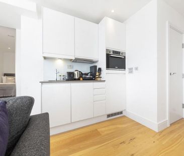 Studio to rent - Photo 4