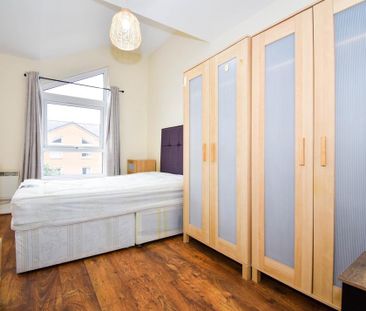 5 bedroom terraced house to rent - Photo 2