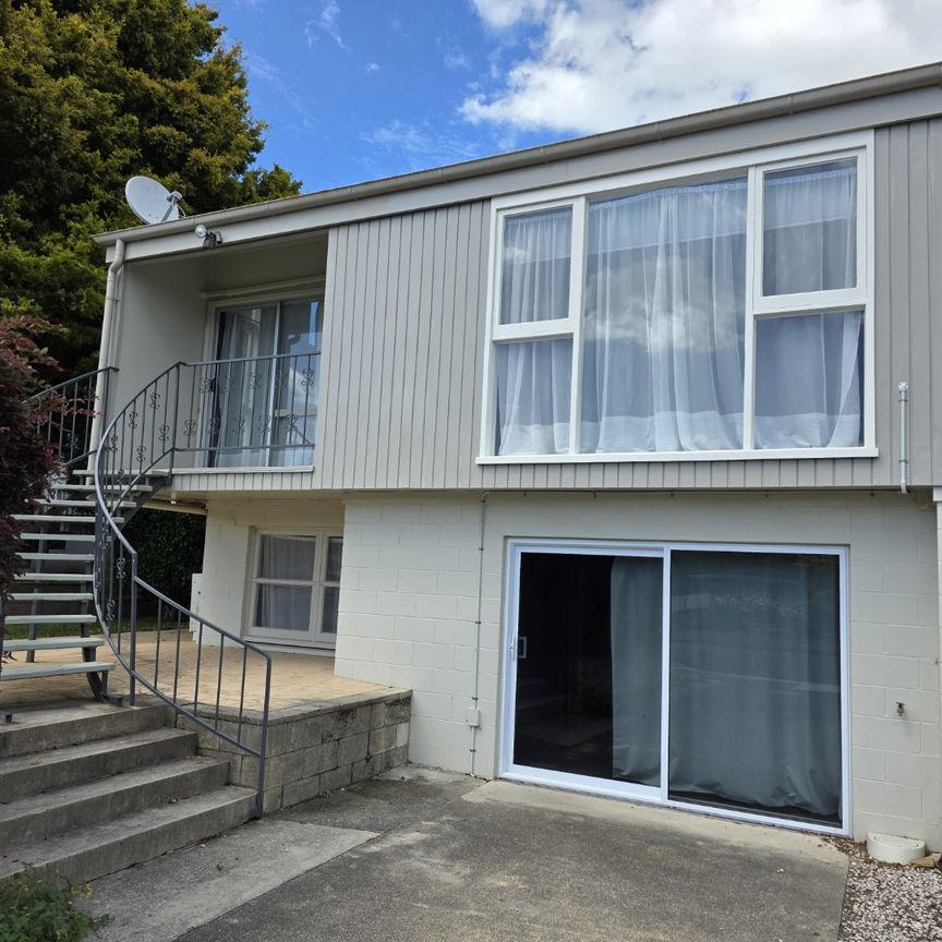 3 beds on Fergusson - Photo 1