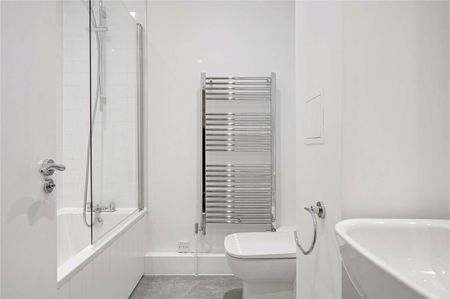 A one bedroom apartment close to Angel Station - Photo 5