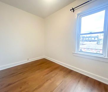 For Lease - 278 McRoberts Avenue, Toronto, Ontario - Photo 4