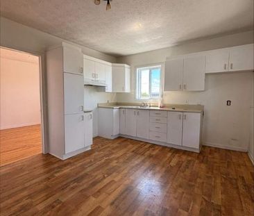 2 CH - 1 SDB - Windsor - $975 /mo - Photo 2