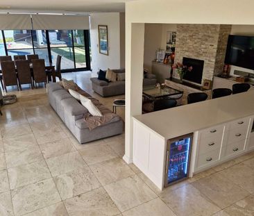 Sylvania Waters - Photo 3