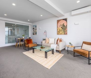 Stylish Furnished City Apartment – Character, Comfort & Convenience - Photo 4