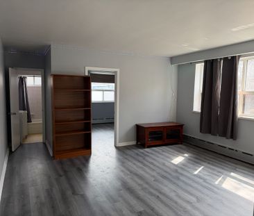 For Lease - 115 Eighth Street Unit# 10, Toronto, Ontario - Photo 3