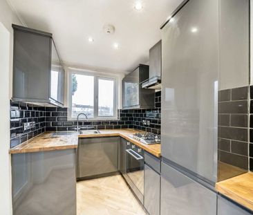 Streatham Vale, SW16 5SF, London - Photo 1
