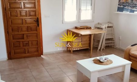 TWO-BEDROOM CHALET – TORREVIEJA - Photo 2