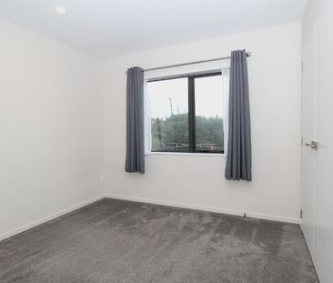 4B Fruitvale Road, New Lynn, Auckland - Photo 5