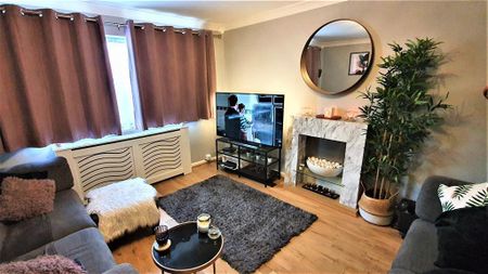 Eastfields Grove - Photo 3