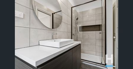 Freshly Refurbished Delight! - Photo 4