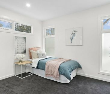 Mesmerising Two Storey Townhouse - Photo 1