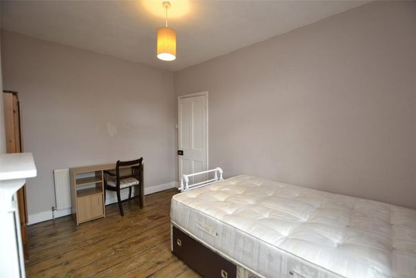 4 bedroom terraced house to rent - Photo 1