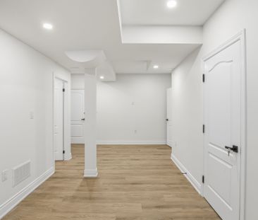 For Lease - 406 Thornborrow Court Unit# Basement, Milton, Ontario - Photo 4