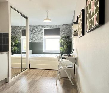 Studio to rent - Photo 6