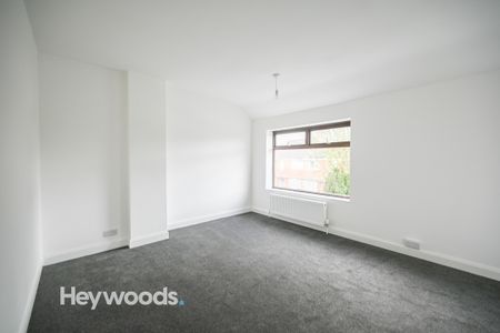 2 bed semi-detached house to rent in Little Cliffe Road, Blurton, Stoke-on-Trent ST3 - Photo 3