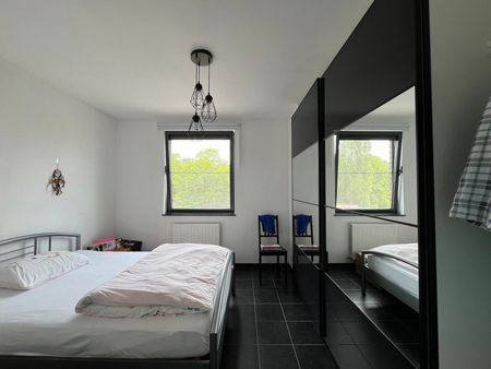 Lichtrijk appartement met 1 slaapkamer en terras - Foto 3