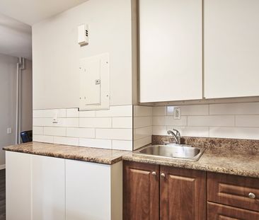 For Lease - 24 St Francis Street Unit# 1, West Centre Town, Ontario - Photo 5