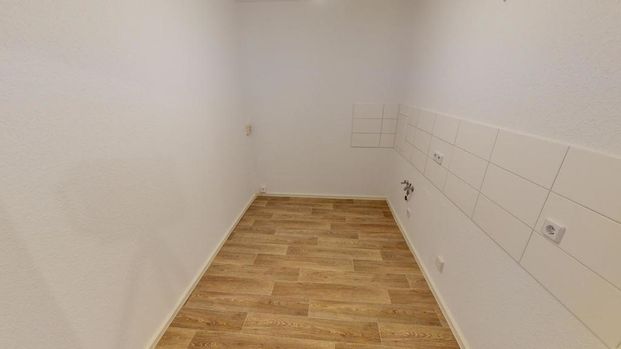 Großzügige 2-Raum-Erdgeschosswohnung mit Balkon - Photo 1