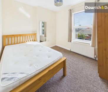 3 bedroom terraced house to rent - Photo 5
