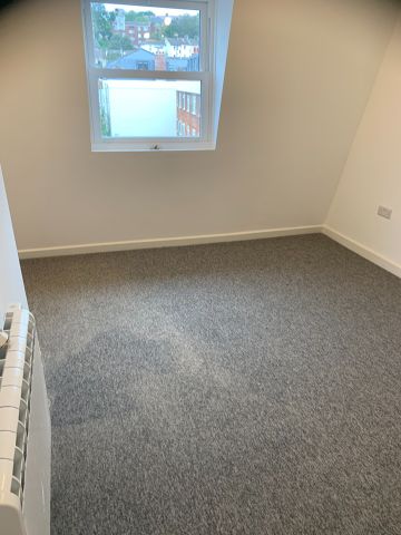 2 Bed Maisonette, Park Crescent Place, BN2 - Photo 3