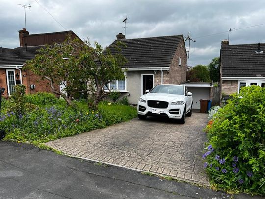 3 bedroom bungalow to rent - Photo 1