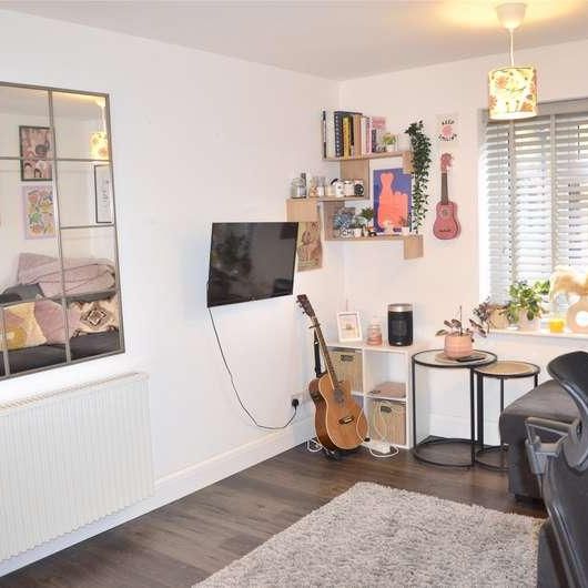 Station Approach, Coulsdon North, Coulsdon, CR5 - Photo 1