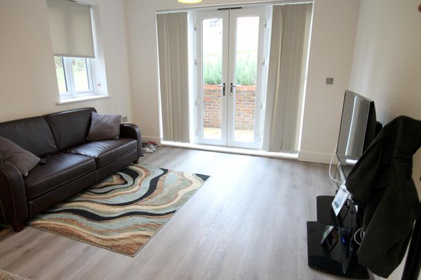 2 bedroom apartment to rent Chandos Road, Buckingham, Buckinghamshire, MK18 - Photo 1