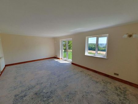 4 bedroom detached bungalow to rent - Photo 5