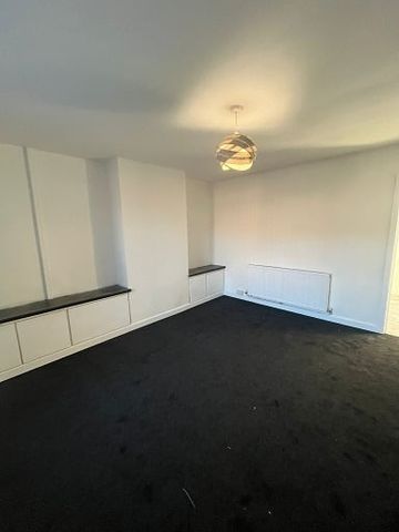 SouthRoundhay, BIRMINGHAM - Photo 3