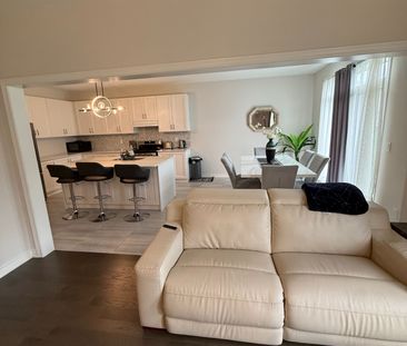 For Lease - 1469 Davis Loop, Innisfil, Ontario - Photo 2