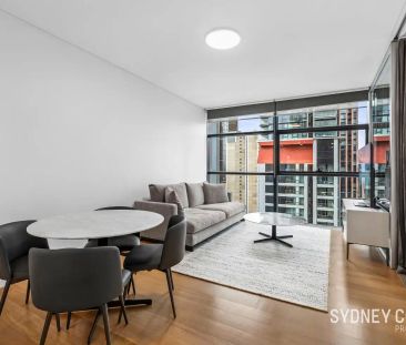 “LUXURY ONE BEDROOM APARTMENT THAT OFFERS THE ULTIMATE URBAN LIVING... - Photo 3