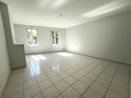 Location Appartement 3 pièces 87m² - Photo 2