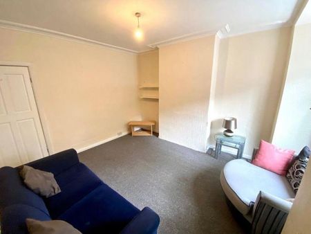 3 bedroom house share to rent - Photo 2