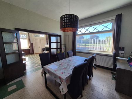 Karaktervolle woning met ruime leefruimte - Photo 2