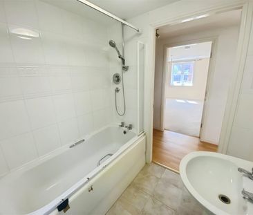 2 BED Flat To rent - Photo 4