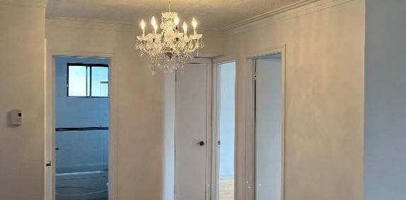 Grand 5 1/2 a louer (Semi meublé) - Photo 2