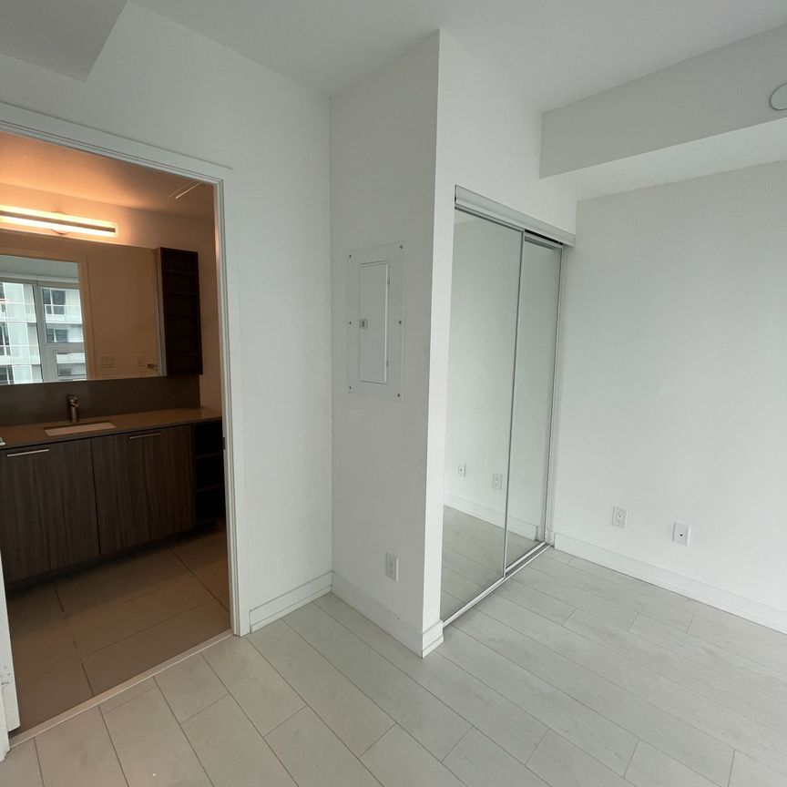 For Lease - 19 Western Battery Road Unit# 2802, Toronto, Ontario - Photo 1