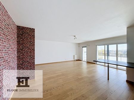 Location Appartement 3 pièces 84m² ROUEN 76000 - Photo 2