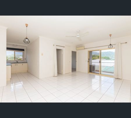 5/150 Pease Street, Manoora, Qld 4870 - Photo 5