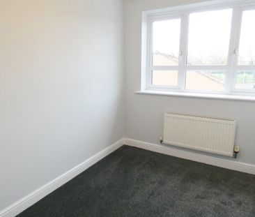 Maple Leaf Close, Preston - Photo 1