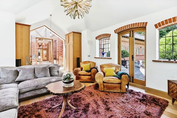 Ranmore Common, Dorking, RH5 6SX - Photo 1