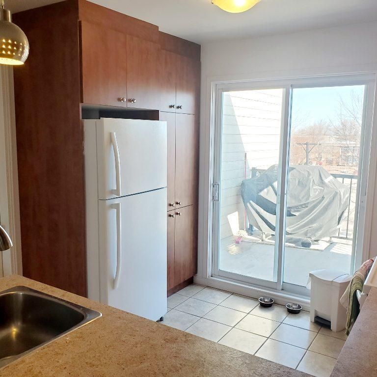 5 1/2 - RUE MONTARVILLE - LONGUEUIL - Photo 1