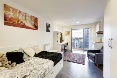 Studio to rent - Photo 2