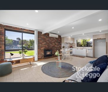 8 Hilary Avenue, McCrae, Vic 3938 - Photo 1