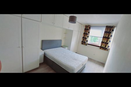 3 Bed Flat, Cornhill Drive, AB16 - Photo 2