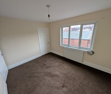 2 bedroom House To Let Total Size: 775 SQ FT - Photo 6