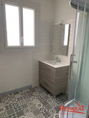 Location Appartement 3 pièces 69m² OBJAT 19130 - Photo 2