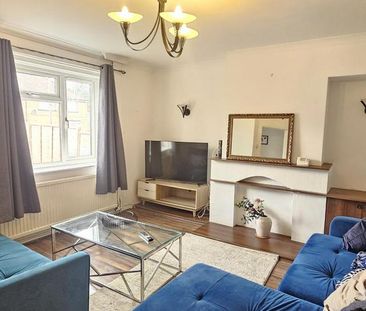 3 bedroom house to rent - Photo 2