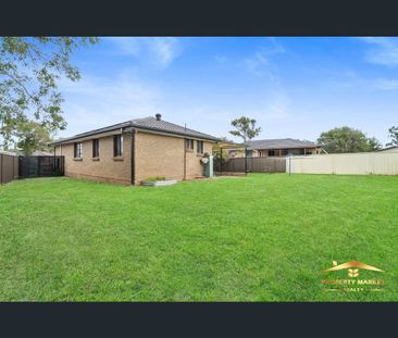 8 Paradise Place, St Clair, NSW 2759 - Photo 3